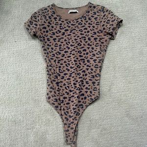 Abercrombie & Fitch Leopard Onesie T-shirt